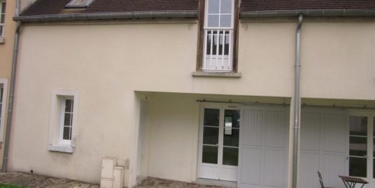 MAISON DUPLEX SANS JARDIN PRIVATIF MORTEFONTAINE