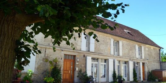 STUDIO A PONT SAINTE MAXENCE